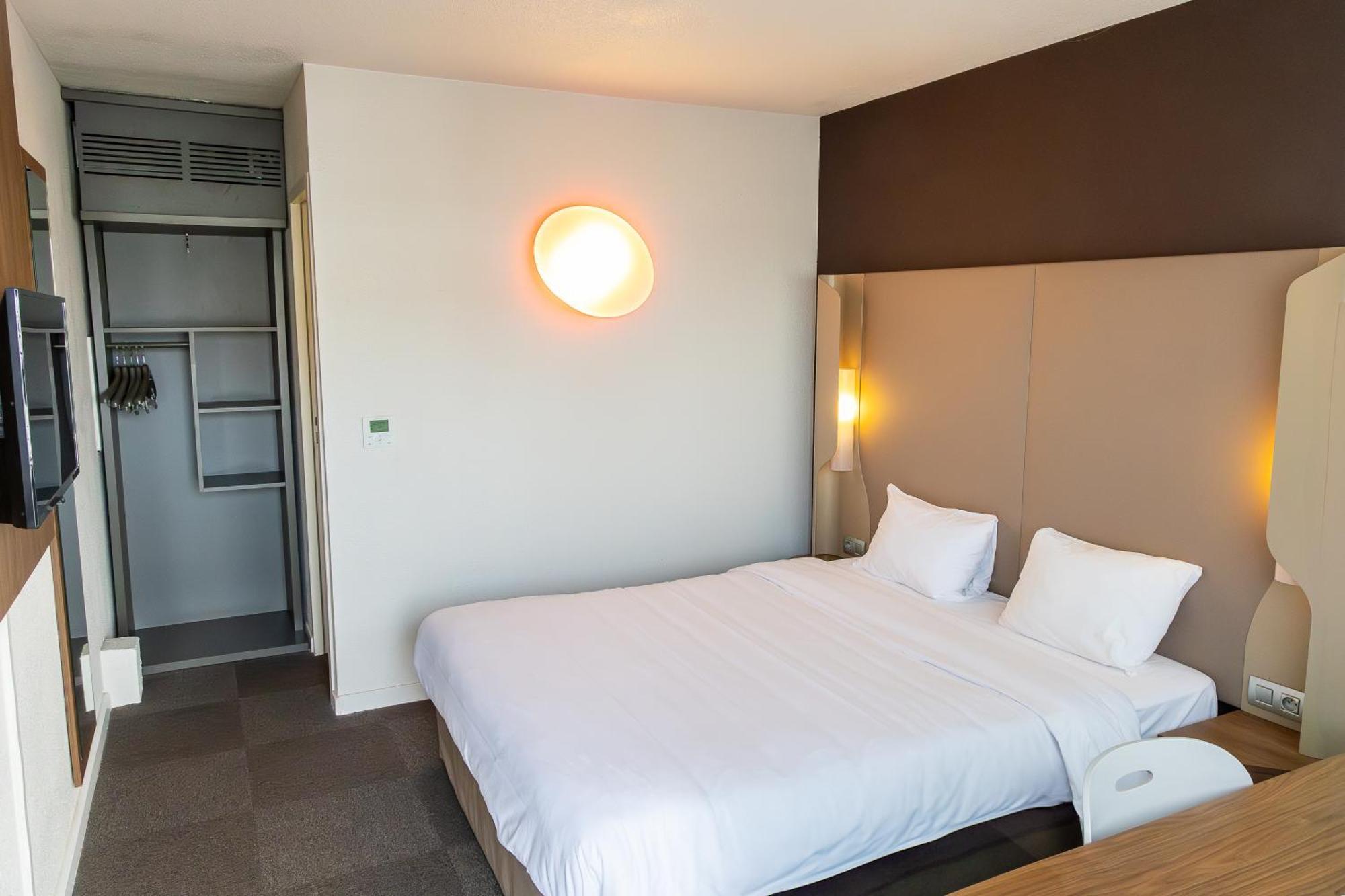 Campanile Toulouse - Blagnac Aeroport Hotel Exterior foto